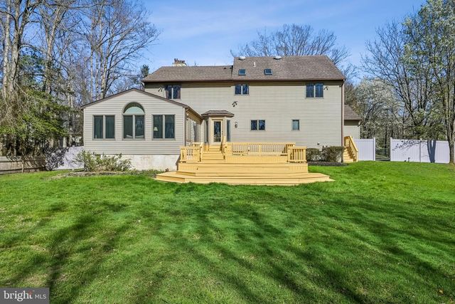 11 SILVER LAKE DR, Shamong, NJ 08088