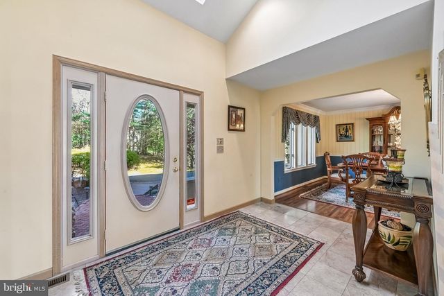 11 SILVER LAKE DR, Shamong, NJ 08088