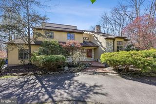 11 SILVER LAKE DR, Shamong, NJ 08088