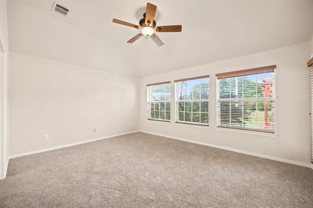 1157 Zajic Drive, Terrell, TX 75160
