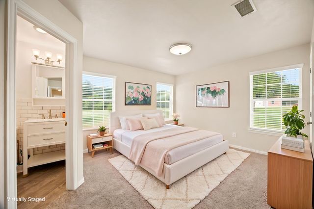 1157 Zajic Drive, Terrell, TX 75160