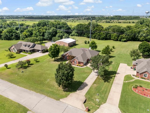 1157 Zajic Drive, Terrell, TX 75160