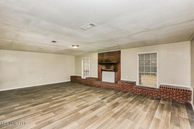 3110 Woodville Circle, Jackson, MS 39212