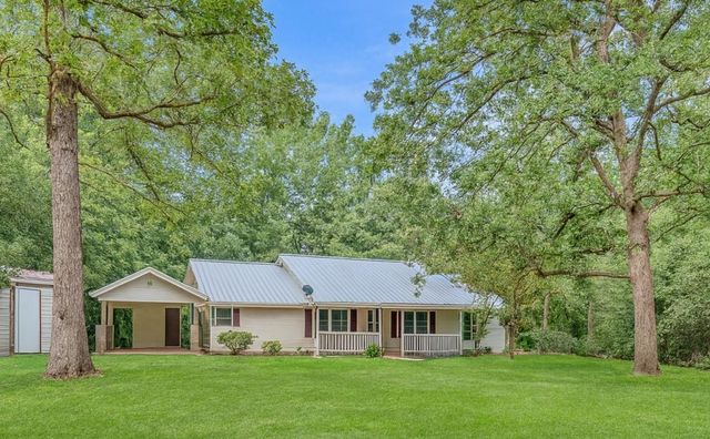 123 Sea Gull Drive, Livingston, TX 77351
