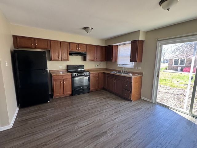 6021 Spring Lane, Matteson, IL 60443