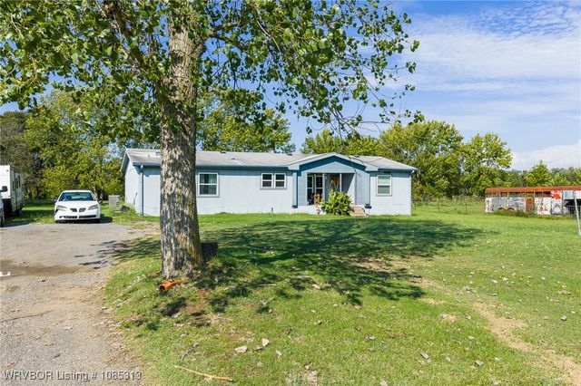 125 N HWY 252, Lavaca, AR 72941