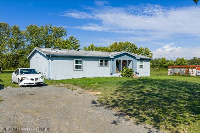 125 N HWY 252, Lavaca, AR 72941