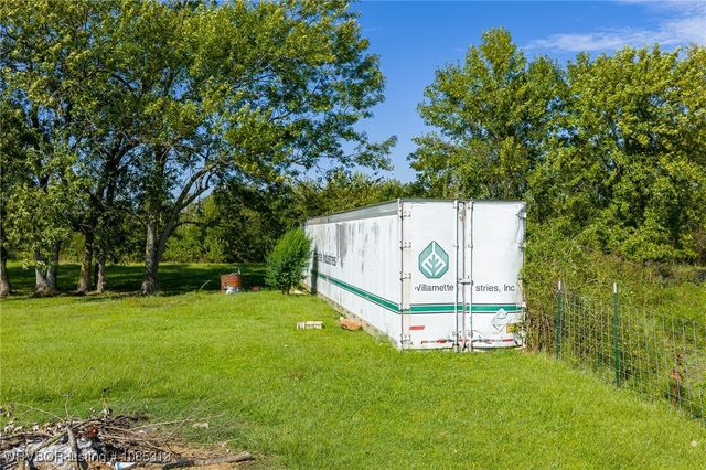 125 N HWY 252, Lavaca, AR 72941