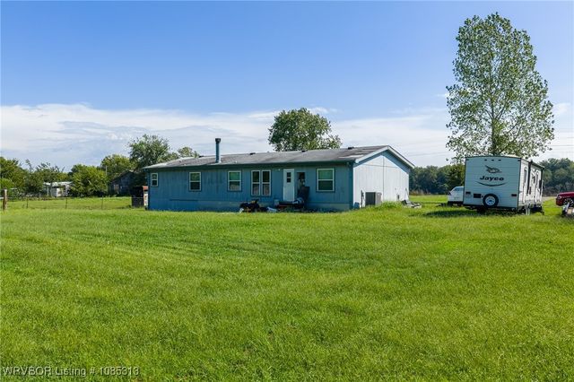 125 N HWY 252, Lavaca, AR 72941