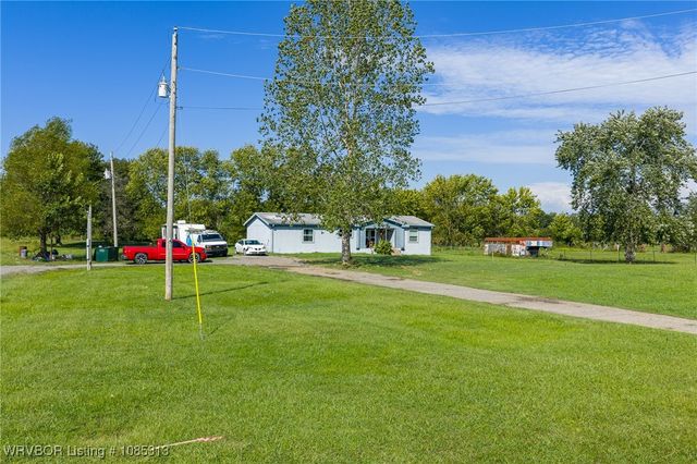 125 N HWY 252, Lavaca, AR 72941