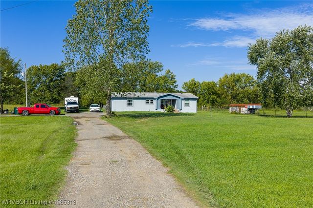 125 N HWY 252, Lavaca, AR 72941