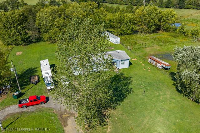 125 N HWY 252, Lavaca, AR 72941