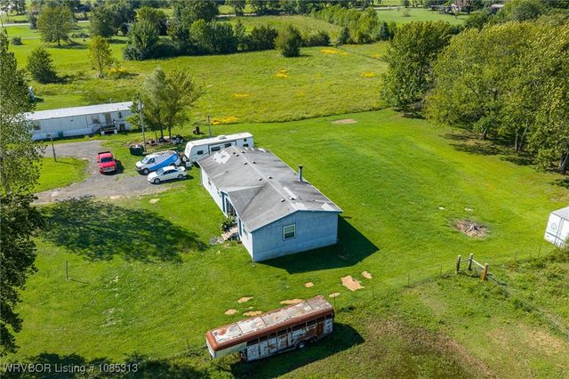 125 N HWY 252, Lavaca, AR 72941