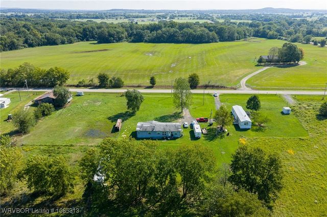 125 N HWY 252, Lavaca, AR 72941