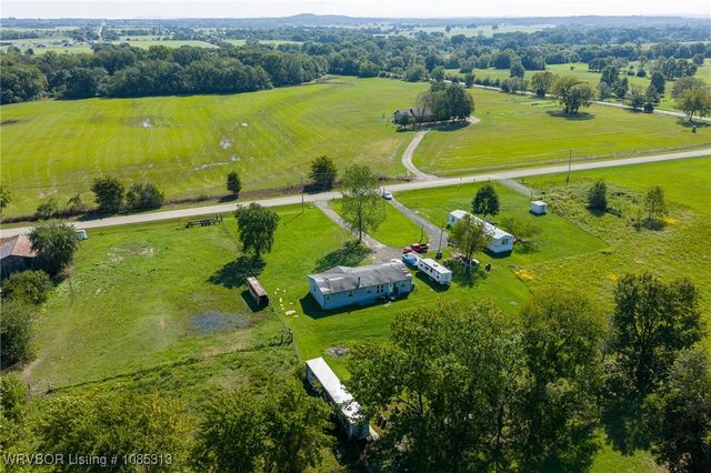 125 N HWY 252, Lavaca, AR 72941