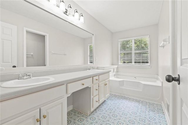 6360 Mountain View Trail, Cumming, GA 30041