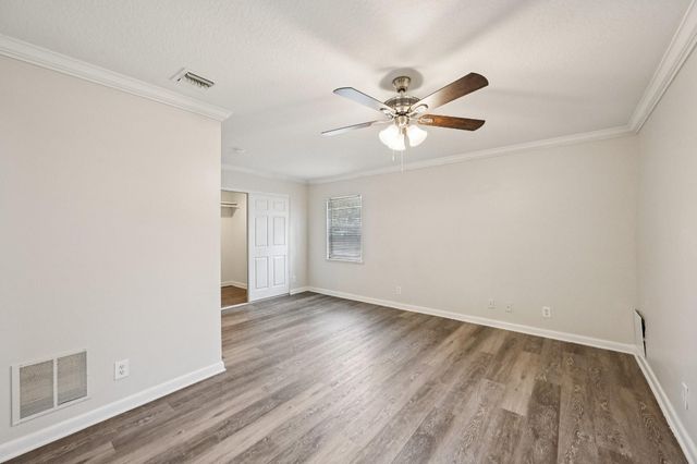 5618 Cinnamon Drive, West Palm Beach, FL 33415