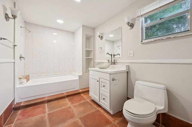 5618 Cinnamon Drive, West Palm Beach, FL 33415