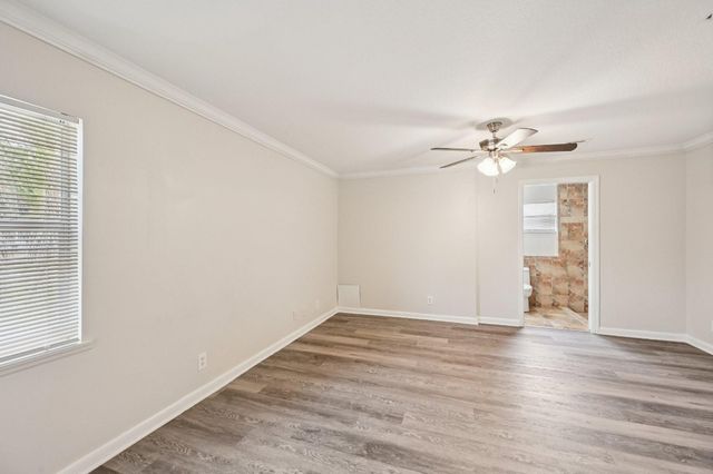 5618 Cinnamon Drive, West Palm Beach, FL 33415