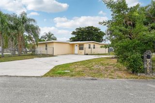 5618 Cinnamon Drive, West Palm Beach, FL 33415