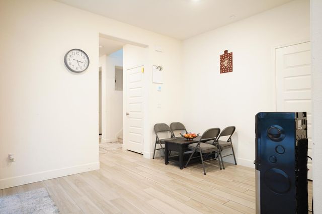 7929 Titan Dr, Antelope, CA 95843