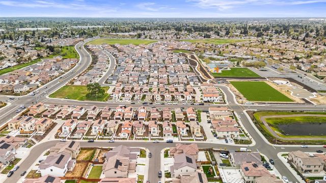 7929 Titan Dr, Antelope, CA 95843