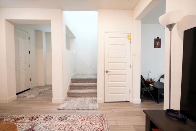 7929 Titan Dr, Antelope, CA 95843