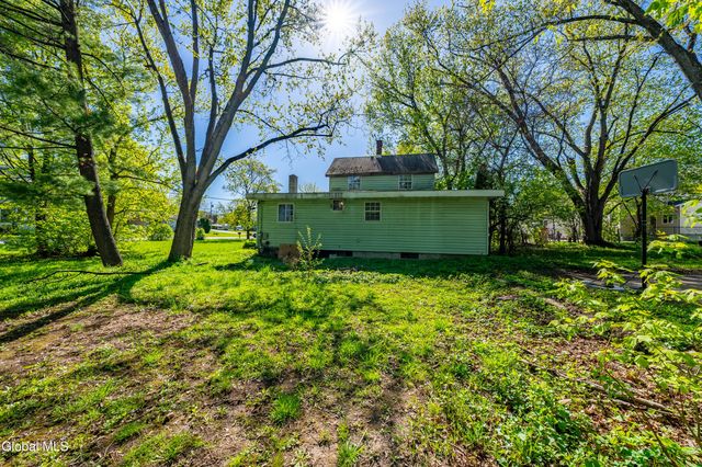 7 Clearwater Street, Ravena, NY 12143