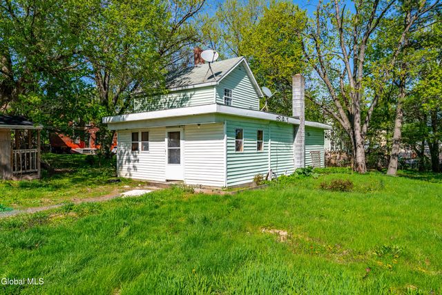 7 Clearwater Street, Ravena, NY 12143