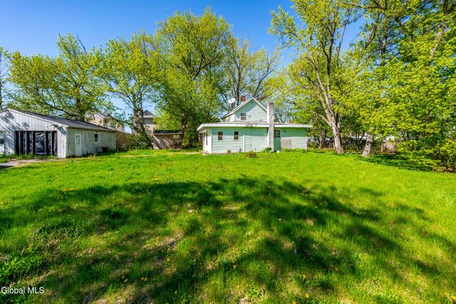 7 Clearwater Street, Ravena, NY 12143
