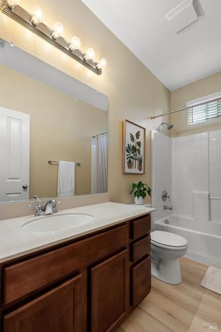 4808 Duval St, Fairfield, CA 94533
