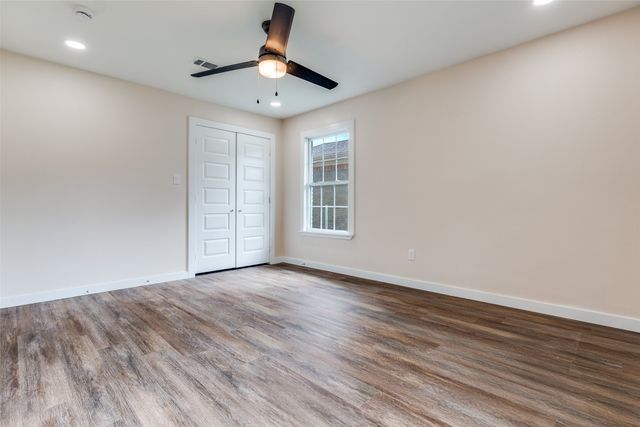 7812 Bruton Road, Dallas, TX 75217