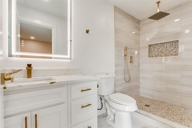7812 Bruton Road, Dallas, TX 75217