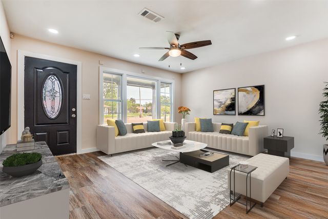 7812 Bruton Road, Dallas, TX 75217