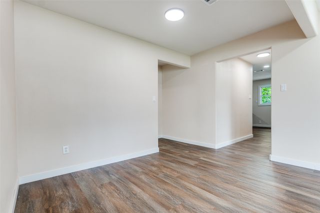7812 Bruton Road, Dallas, TX 75217