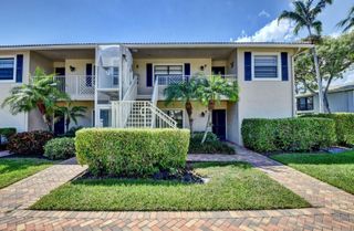 9 Stratford Drive E B, Boynton Beach, FL 33436