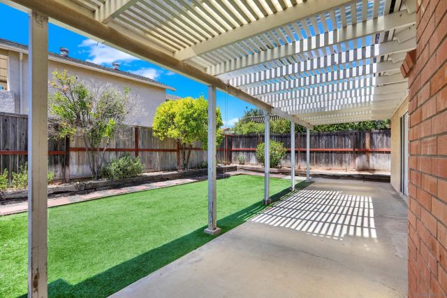 10395 Orozco, San Diego, CA 92124