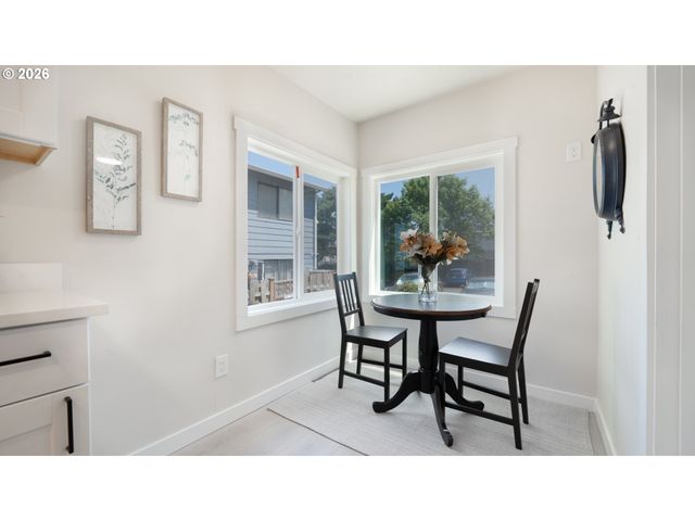 6240 Sw LOMBARD Ave, Beaverton, OR 97008