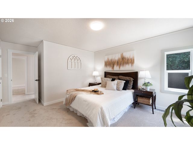 6240 Sw LOMBARD Ave, Beaverton, OR 97008