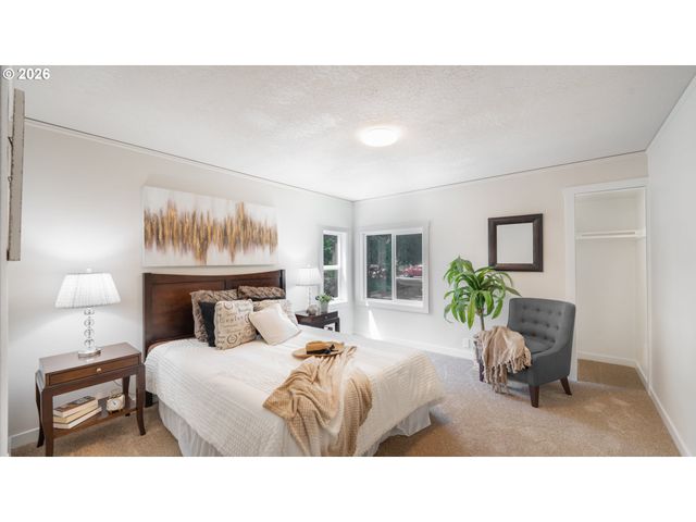 6240 Sw LOMBARD Ave, Beaverton, OR 97008