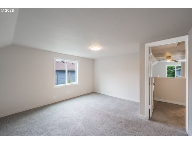 6240 Sw LOMBARD Ave, Beaverton, OR 97008