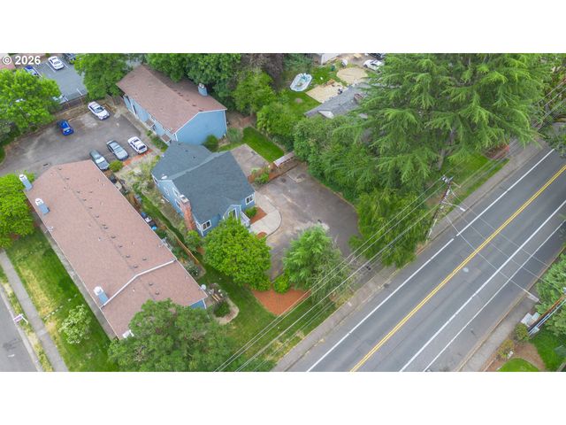 6240 Sw LOMBARD Ave, Beaverton, OR 97008
