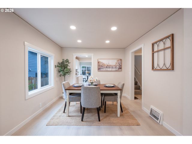 6240 Sw LOMBARD Ave, Beaverton, OR 97008