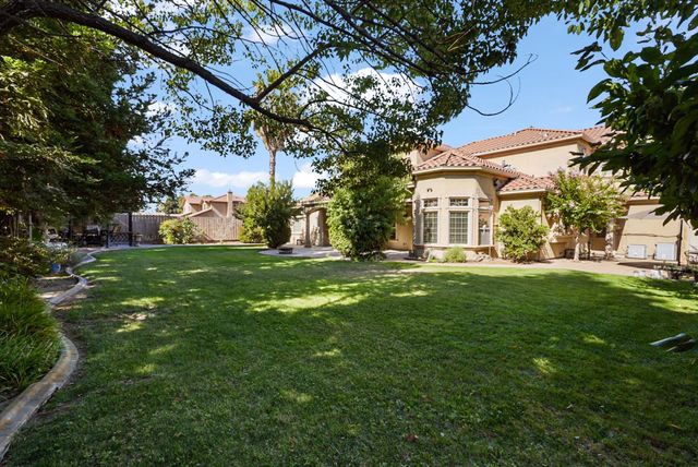 2575 Kensington Ct, Turlock, CA 95382