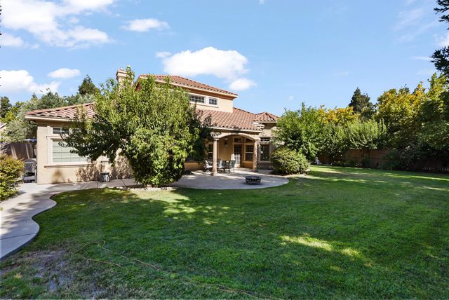 2575 Kensington Ct, Turlock, CA 95382