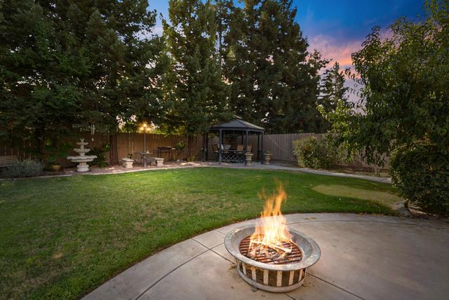 2575 Kensington Ct, Turlock, CA 95382