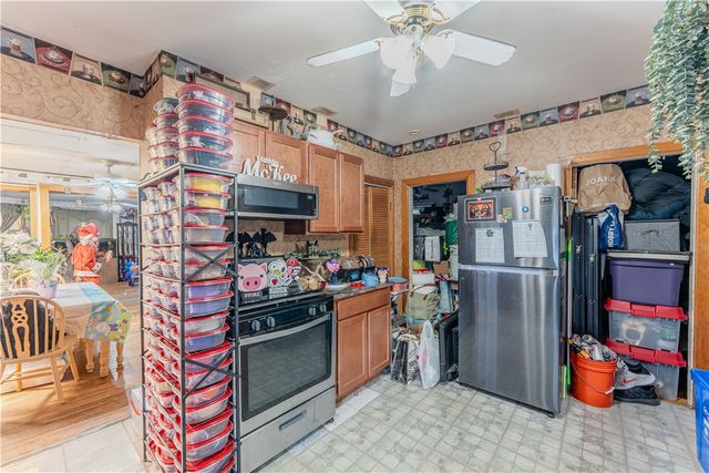 115 Hughes Avenue, Pawtucket, RI 02861