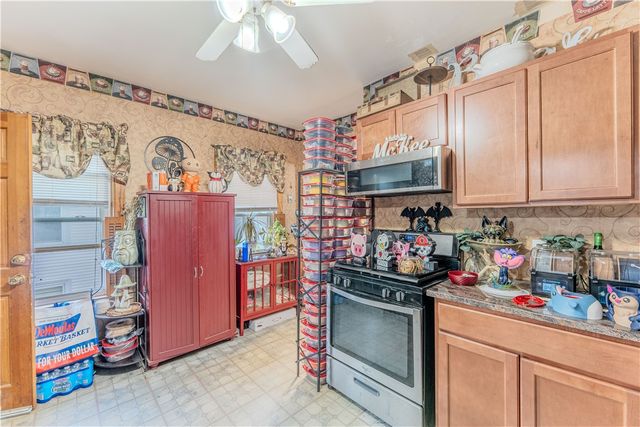 115 Hughes Avenue, Pawtucket, RI 02861