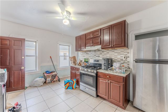 115 Hughes Avenue, Pawtucket, RI 02861