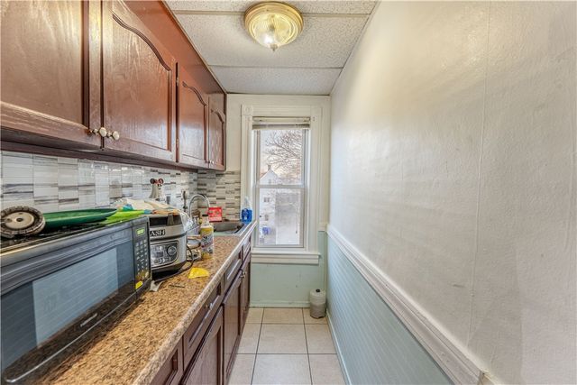 115 Hughes Avenue, Pawtucket, RI 02861